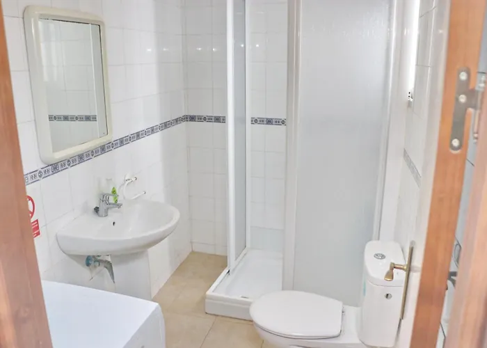 Velarde Iv كونيل ذي لا فرونتيرا